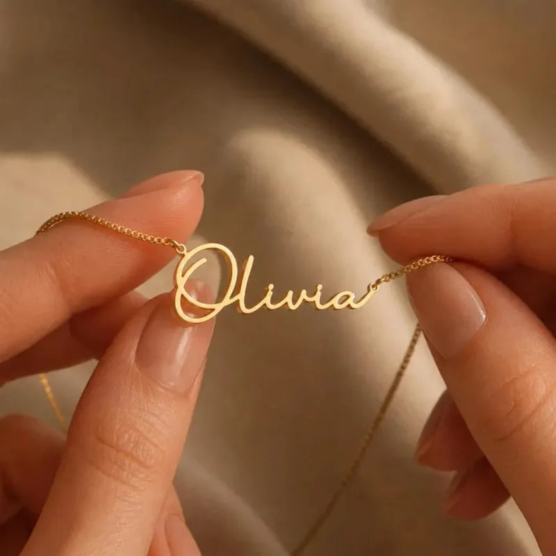 Olivia Custom Name Necklace